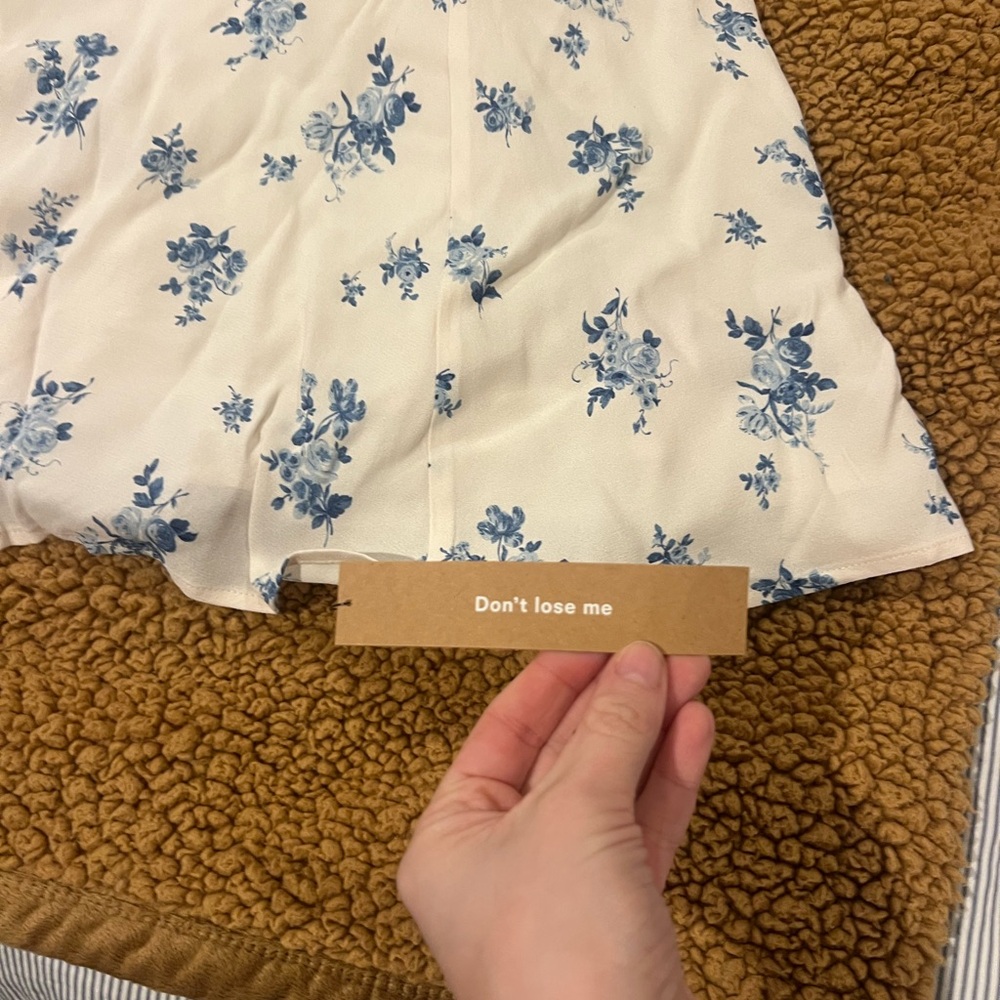 Reformation Valencio dress size 6 - Picture 6 of 8